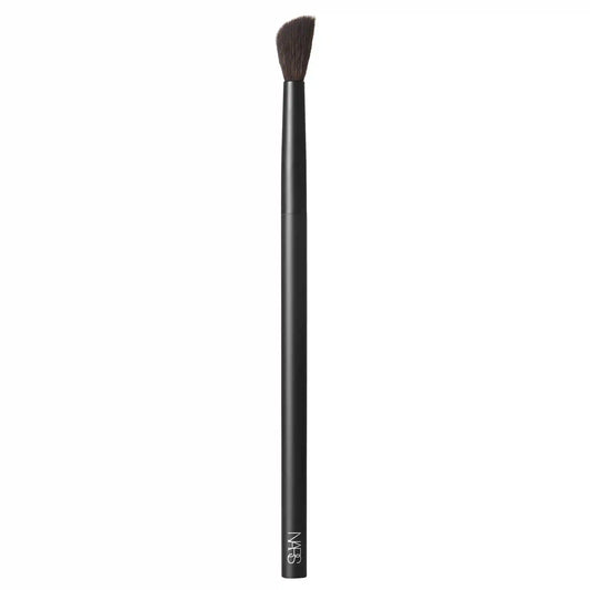 #10 Radiant Creamy Concealer Brush